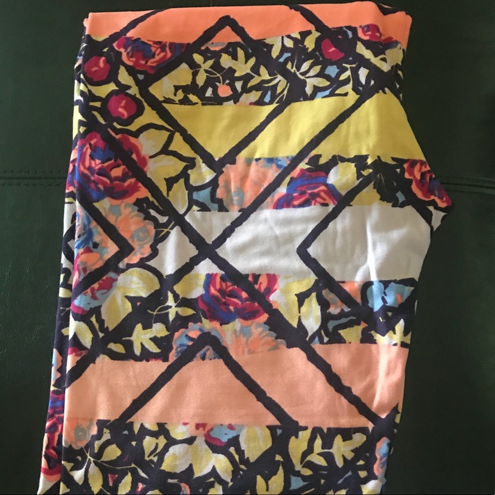 LuLaRoe Floral Print Leggings - NWOT
